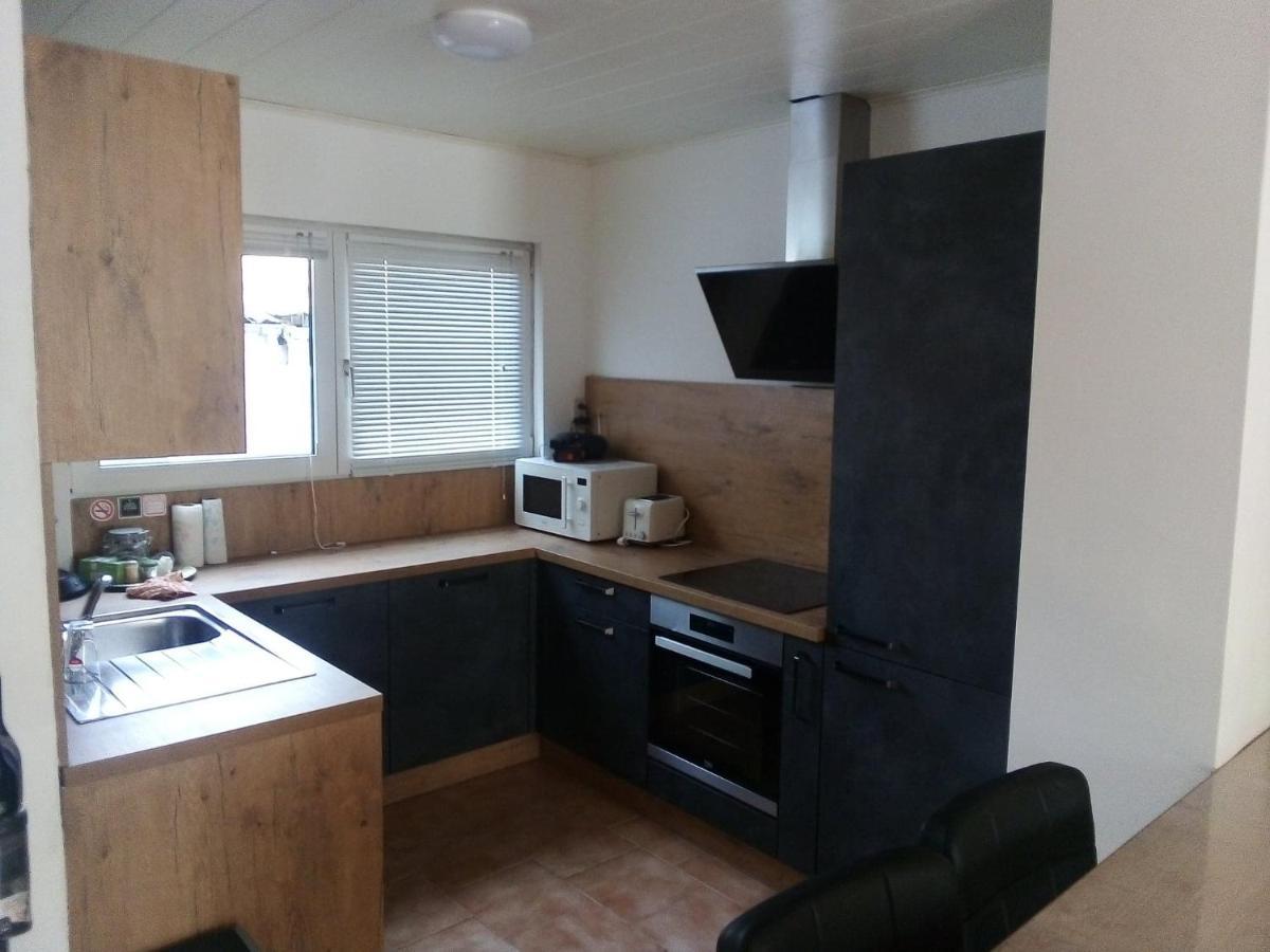 Maison Avec Cour à 10min De Liège Apartamento